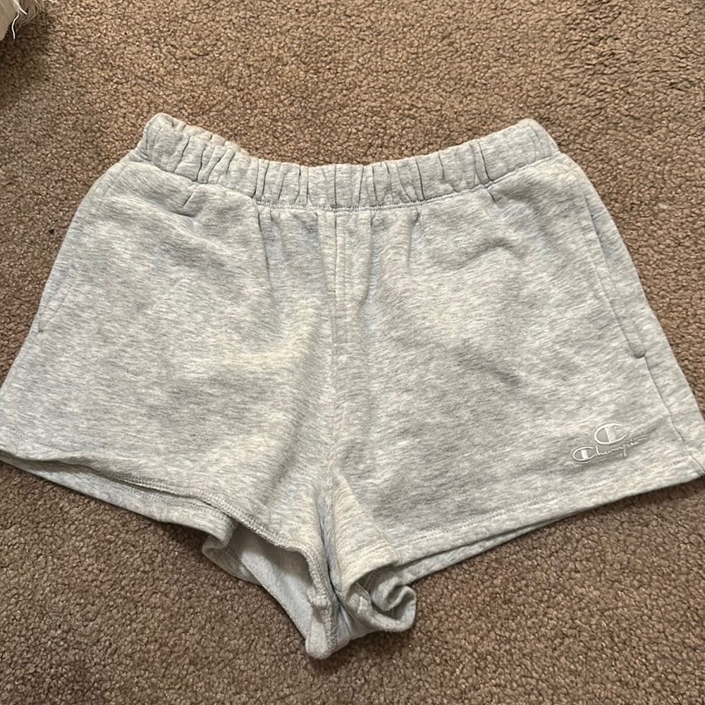 Champion light grey women’s comfy shorts